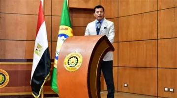 محافظ الدقهلية ووزير الشباب والرياضة يجتمعان مع المؤسسات الشبابية في قاعة المؤتمرات بالمحافظة