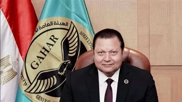 رئيس الرقابة الصحية يحصل على جائزة الطبيب العربي لعام 2025 ورئيس جامعة القاهرة يقدم له التهنئة رئيس الرقابة الصحية يحصل على جائزة الطبيب العربي لعام 2025 ورئيس جامعة القاهرة يقدم له التهنئة