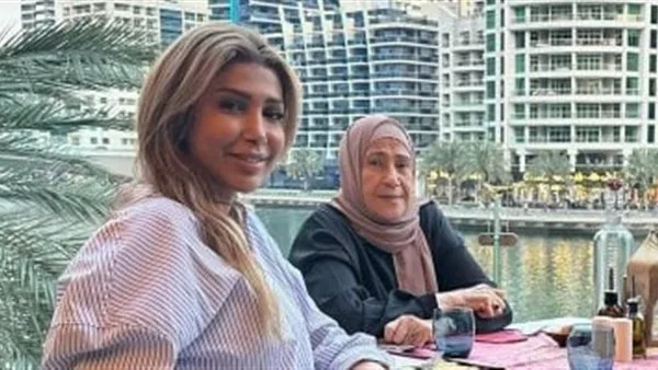 رحيل والدة الفنانة أروى ودفنها في الولايات المتحدة الأمريكية رحيل والدة الفنانة أروى ودفنها في الولايات المتحدة الأمريكية