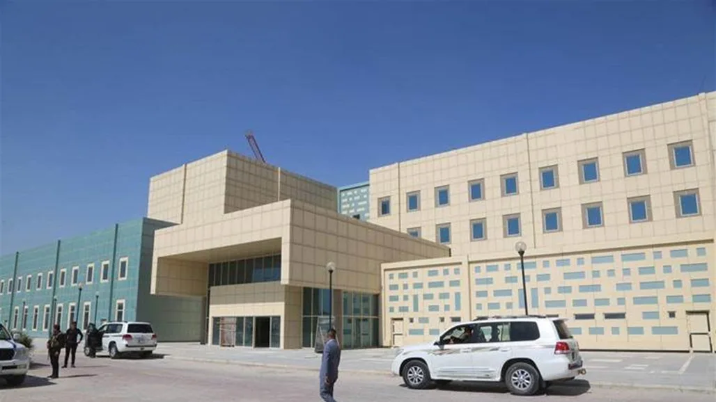 شاهد.. طريقة تعامل بعض الأطباء والممرضين مع المرضى في المستشفى الألماني بالنجف شاهد.. طريقة تعامل بعض الأطباء والممرضين مع المرضى في المستشفى الألماني بالنجف