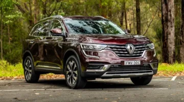 آلة تعرض سيارة Renault Koleos… اكتشفوا ميزاتها!