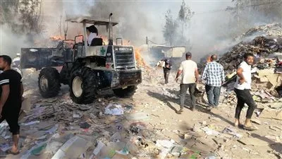 إصابة 7 أفراد في حريق بمصنع كراتين في مدينة الكردي بالدقهلية إصابة 7 أفراد في حريق بمصنع كراتين في مدينة الكردي بالدقهلية