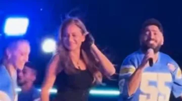 بالصور: نيللي كريم تُفاجئ جمهور حفل تامر حسني في ريد بول جوك بوكس