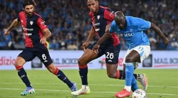نابولي يتوج بلقب الدوري الإيطالي 2024/2025 متفوقاً على إنتر ميلان بفارق نقطة واحدة.