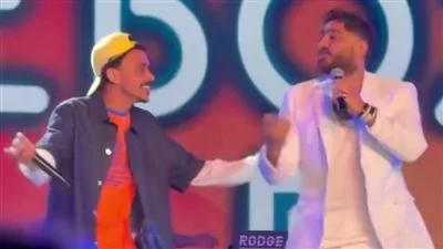 تامر حسني يتحدث عن كزبرة: أصبح لدي أعداء بسبب نجاحي وأنا أدرك من هم… وكزبرة يرد. تامر حسني يتحدث عن كزبرة: أصبح لدي أعداء بسبب نجاحي وأنا أدرك من هم… وكزبرة يرد.