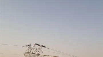 ‏مسؤول محلي: عاصفة الأمس أدت إلى انهيار 10 أبراج لنقل الكهرباء