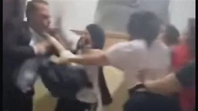 تجديد احتجاز المتهمات في قضية اعتداء على محامي المحلة تجديد احتجاز المتهمات في قضية اعتداء على محامي المحلة