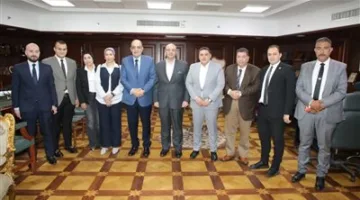 محافظ بني سويف يلتقي بوفد “مشروعات النواب” وقادة “مستقبل وطن” لبحث سبل التعاون في دعم جهود المحافظة بالقطاع.