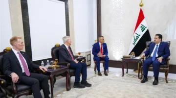 وفد من مجلس الشيوخ الأمريكي يُهنئ العراق على نجاح استضافة القمتين العربية والتنموية.