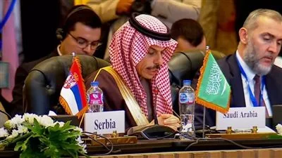 الحراك الدبلوماسي السعودي في مدريد: تأكيد متواصل على دعم حل الدولتين وإنهاء معاناة غزة الحراك الدبلوماسي السعودي في مدريد: تأكيد متواصل على دعم حل الدولتين وإنهاء معاناة غزة