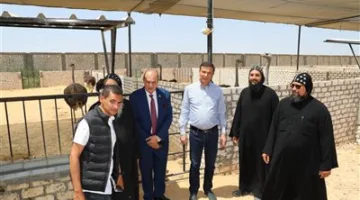 وزير الزراعة يقوم بزيارة المزارع والمشاريع الإنتاجية في دير مارمينا بالإسكندرية