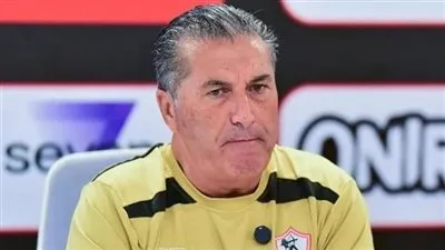 جوزيه بيسيرو: المنافسة في التعاقدات بين الأهلي والزمالك “جنونية” وودعنا الكونفدرالية بسبب ضغط الجماهير وغياب زيزو. جوزيه بيسيرو: المنافسة في التعاقدات بين الأهلي والزمالك “جنونية” وودعنا الكونفدرالية بسبب ضغط الجماهير وغياب زيزو.