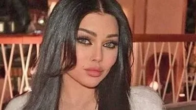 مجلس الدولة يقرر النظر في دعوى هيفاء وهبي ضد قرار نقيب الموسيقيين بحظرها من الغناء في مصر. مجلس الدولة يقرر النظر في دعوى هيفاء وهبي ضد قرار نقيب الموسيقيين بحظرها من الغناء في مصر.