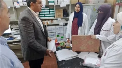 في زيارة مفاجئة، وكيل وزارة الصحة بالمنوفية يأمر بالتحقيق مع المتغيبين عن العمل في العيادات في زيارة مفاجئة، وكيل وزارة الصحة بالمنوفية يأمر بالتحقيق مع المتغيبين عن العمل في العيادات