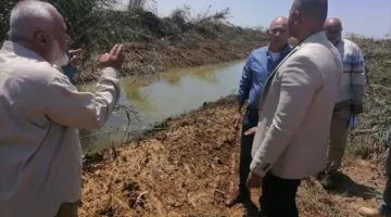 وزارة الزراعة تتابع صيانة وتنظيف مصارف القرى الجديدة في السويس