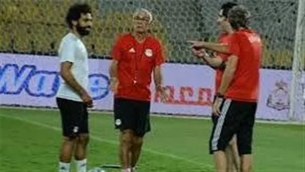 محمد صلاح: كوبر أحد أذكى المدربين وبكيت خلال مباراة الكونغو محمد صلاح: كوبر أحد أذكى المدربين وبكيت خلال مباراة الكونغو