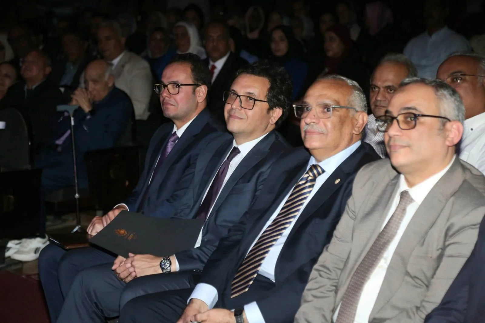وزير الثقافة يطلق تطبيق «ذاكرة المدينة» لتوثيق تاريخ المدن المصرية. وزير الثقافة يطلق تطبيق «ذاكرة المدينة» لتوثيق تاريخ المدن المصرية.
