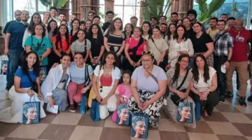 المنيا تستضيف مجموعة من الشباب المصريين المقيمين خارج البلاد لاستكشاف معالمها السياحية.