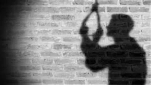 شاب يقوم بفعل مروع في منزله بأسوان.. تعرف على التفاصيل شاب يقوم بفعل مروع في منزله بأسوان.. تعرف على التفاصيل