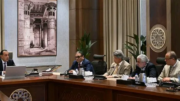 رئيس الوزراء يراقب آخر التطورات المتعلقة بإعداد افتتاح المتحف المصري الكبير. رئيس الوزراء يراقب آخر التطورات المتعلقة بإعداد افتتاح المتحف المصري الكبير.