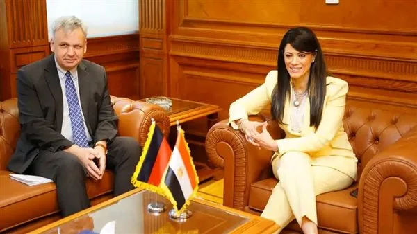 وزيرة التخطيط تناقش مع السفير الألماني في القاهرة كيفية تعزيز التعاون الاقتصادي وزيرة التخطيط تناقش مع السفير الألماني في القاهرة كيفية تعزيز التعاون الاقتصادي