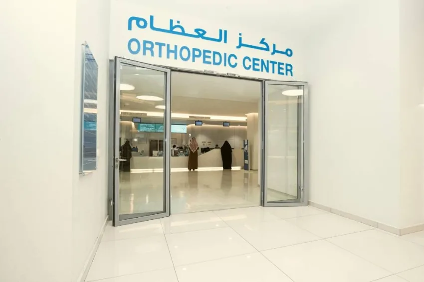 شفاء مريض أمريكي من إصابة عضلية خطيرة في مستشفى دلّه النخيل: قصة نجاح ورحلة تعافي شفاء مريض أمريكي من إصابة عضلية خطيرة في مستشفى دلّه النخيل: قصة نجاح ورحلة تعافي