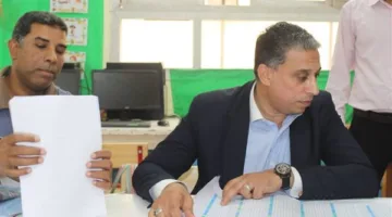 مدير تعليم الجيزة يزور الحوامدية وأبو النمرس لمتابعة سير امتحانات نهاية العام