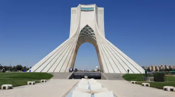 اغتيال قاضي بطعنات سكين في جنوب إيران