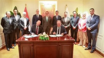 وزير الصحة يشهد توقيع اتفاقية تعاون مع شركة “فيليبس” لدعم الصناعة الوطنية