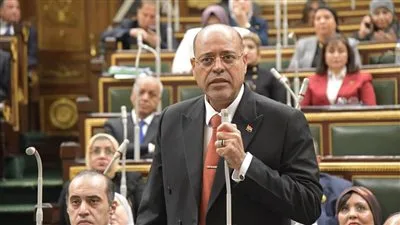 وزير العمل يتحدث في البرلمان: اتخاذ إجراءات ضد الشركات التي لا تلتزم بالحد الأدنى للأجور وزير العمل يتحدث في البرلمان: اتخاذ إجراءات ضد الشركات التي لا تلتزم بالحد الأدنى للأجور