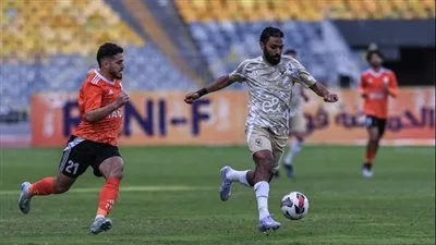 هل سيشكل فريق فاركو نقطة انطلاق الأهلي نحو الفوز بلقب الدوري الخامس والأربعين في تاريخه؟ هل سيشكل فريق فاركو نقطة انطلاق الأهلي نحو الفوز بلقب الدوري الخامس والأربعين في تاريخه؟