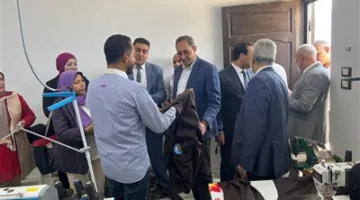 بمبادرات شخصية.. محافظ قنا يزور مركز تدريب العاملين على إجراءات السلامة في شركة مياه الشرب