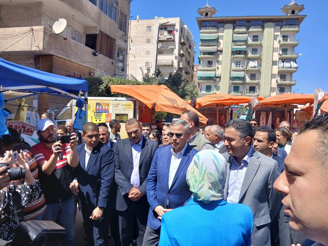 وزير التموين و التجارة الداخلية و محافظ الإسكندرية فى جولة تفقدية    لمحطة الزيوت و الشحوم بالمكس     و سوق اليوم الواحد بالعجمى
