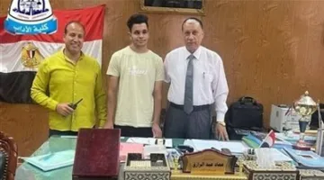 «حظر دخول الحمام».. عميد كلية الآداب بالزقازيق يتدخل ويعتذر للطالب يوسف عرابي بعد أزمة حدثت معه.