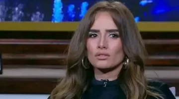 زينة تثبت تشبثها بحق ابنها بعد تعرضه لملاحقة من كلب هائج.
