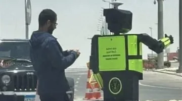 الروبوت الذكي لتنظيم حركة المرور في المنطقة الوزارية بالعاصمة الإدارية الجديدة