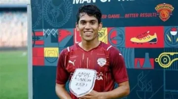 شوبير يكشف تفاصيل مفاوضات الأهلي مع محمد شكري لاعب سيراميكا