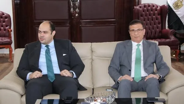 تفاصيل: وزير الزراعة يناقش مع رئيس هيئة حماية المنافسة واتحاد الدواجن تعزيز تطوير القطاع تفاصيل: وزير الزراعة يناقش مع رئيس هيئة حماية المنافسة واتحاد الدواجن تعزيز تطوير القطاع