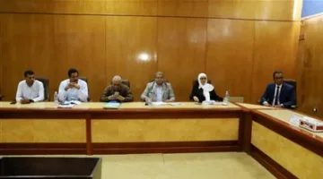 رئيس جامعة جنوب الوادي يقود اللجنة المنسقة للتخطيط الاستثماري في الجامعة