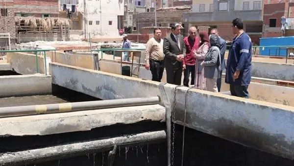 محافظ دمياط يقوم بزيارة محطة المعالجة في قرية الوسطاني ويأمر بسرعة صيانتها وتحسين كفاءتها. محافظ دمياط يقوم بزيارة محطة المعالجة في قرية الوسطاني ويأمر بسرعة صيانتها وتحسين كفاءتها.