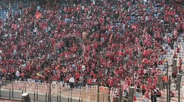 جماهير الأهلي تتوافد إلى ستاد القاهرة قبل مباراة فاركو في الدوري المصري الممتاز (صور)
