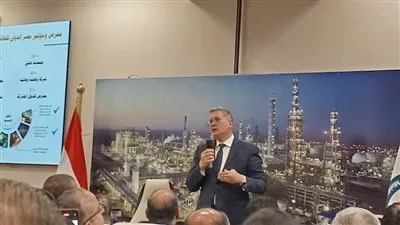 وزير البترول: اكتشافات حديثة تضيف 18 مليون برميل من النفط و3.4 مليار قدم مكعب من الغاز وزير البترول: اكتشافات حديثة تضيف 18 مليون برميل من النفط و3.4 مليار قدم مكعب من الغاز