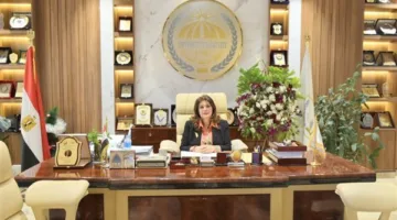 رئيسة جامعة السادات تمنح جوائز التميز البيئي للكليات والمعاهد والوحدات الخدمية الفائزة