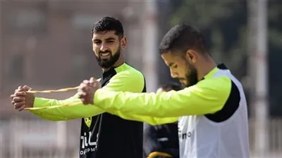 عمرو أدهم: تعليق تسجيل الزمالك نتيجة مستحقات ياسر حمد، المدافع السابق للفريق.