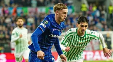 تشيلسي الإنجليزي يتغلب على ريال بيتيس الإسباني (1/4) ويتوج بلقب دوري المؤتمر الأوروبي.