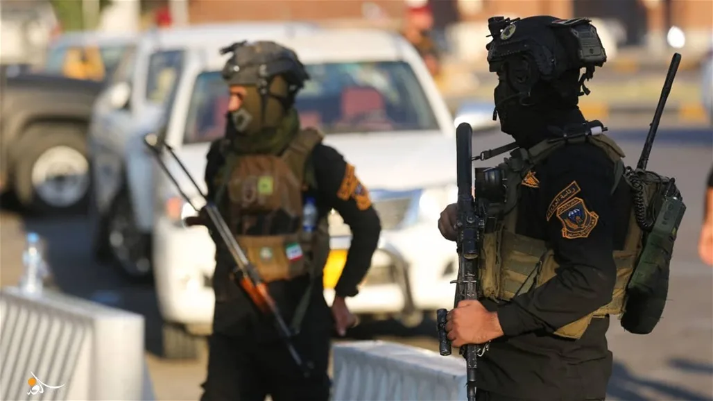 إلقاء القبض على شخص ظهر في فيديو يقدم المشروبات الكحولية لطفل في الفلوجة