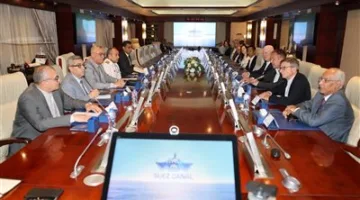 قناة السويس تنظم اجتماعًا شاملًا مع الاتحاد الدولي للتأمين البحري لمناقشة المستجدات في المنطقة