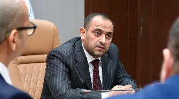 وزير الكهرباء يلتقي بشركة فرنوفا الأمريكية لبحث إنشاء محطات جديدة.