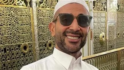 بداية جديدة: أحمد سعد يؤدي مناسك الحج بعد إزالة وشمه بداية جديدة: أحمد سعد يؤدي مناسك الحج بعد إزالة وشمه