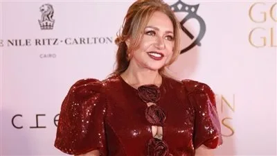 فخورة بك يا عزيزي.. ليلى علوي تحتفل بتخرج ولدها خالد فخورة بك يا عزيزي.. ليلى علوي تحتفل بتخرج ولدها خالد